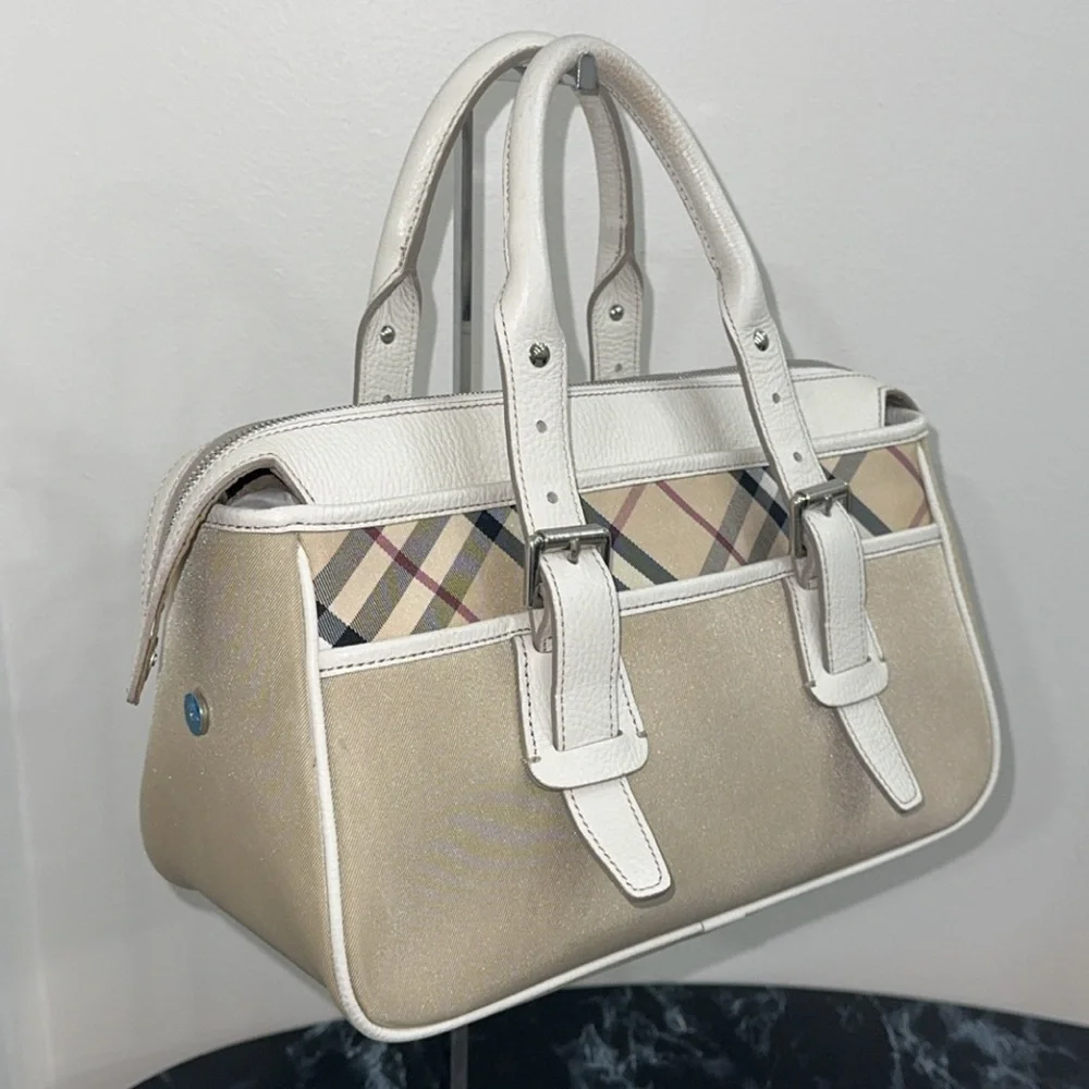 BURBERRY Leather Nylon Canvas Handbag Beige Ivory
Handbag AUTHENTIC - Picture 1 of 16